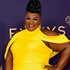 Nicole Byer به عنوان Valentina