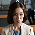 Jin Kyung به عنوان Kim Eom-Ma