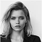 Abbey Lee به عنوان Christina Braithwhite