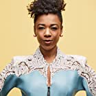 Samira Wiley به عنوان Moira Strand