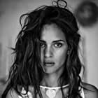 Adria Arjona به عنوان Yovanna