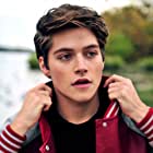 Froy Gutierrez به عنوان Ridge Reyes