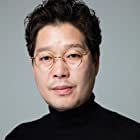 Yoo Jae-myung به عنوان Il Deung's father
