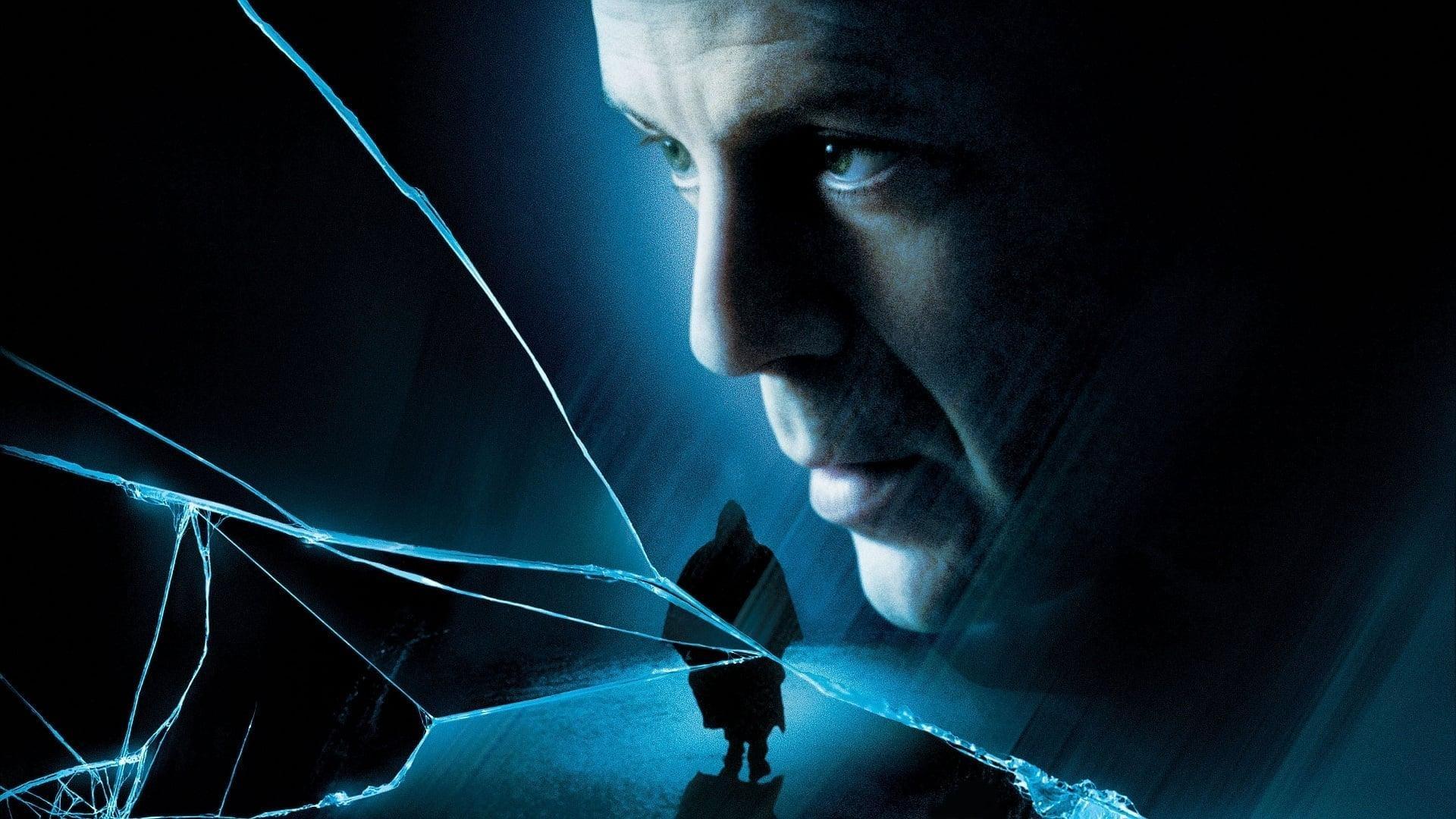 فیلم  Unbreakable 2000 با زیرنویس چسبیده