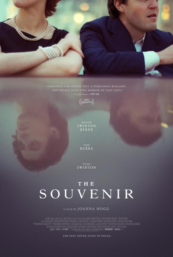 فیلم  The Souvenir 2019
