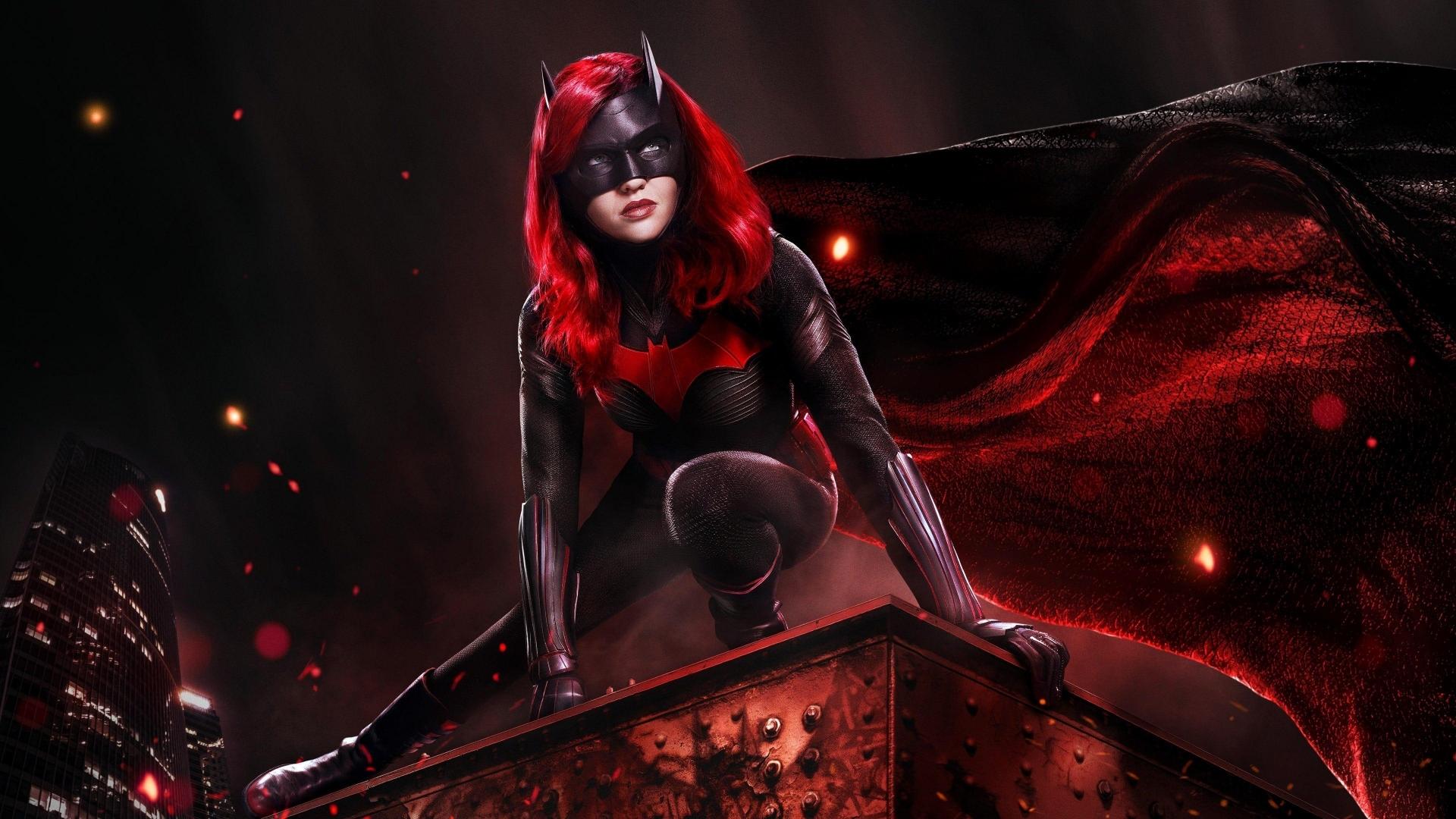سریال  Batwoman با زیرنویس چسبیده